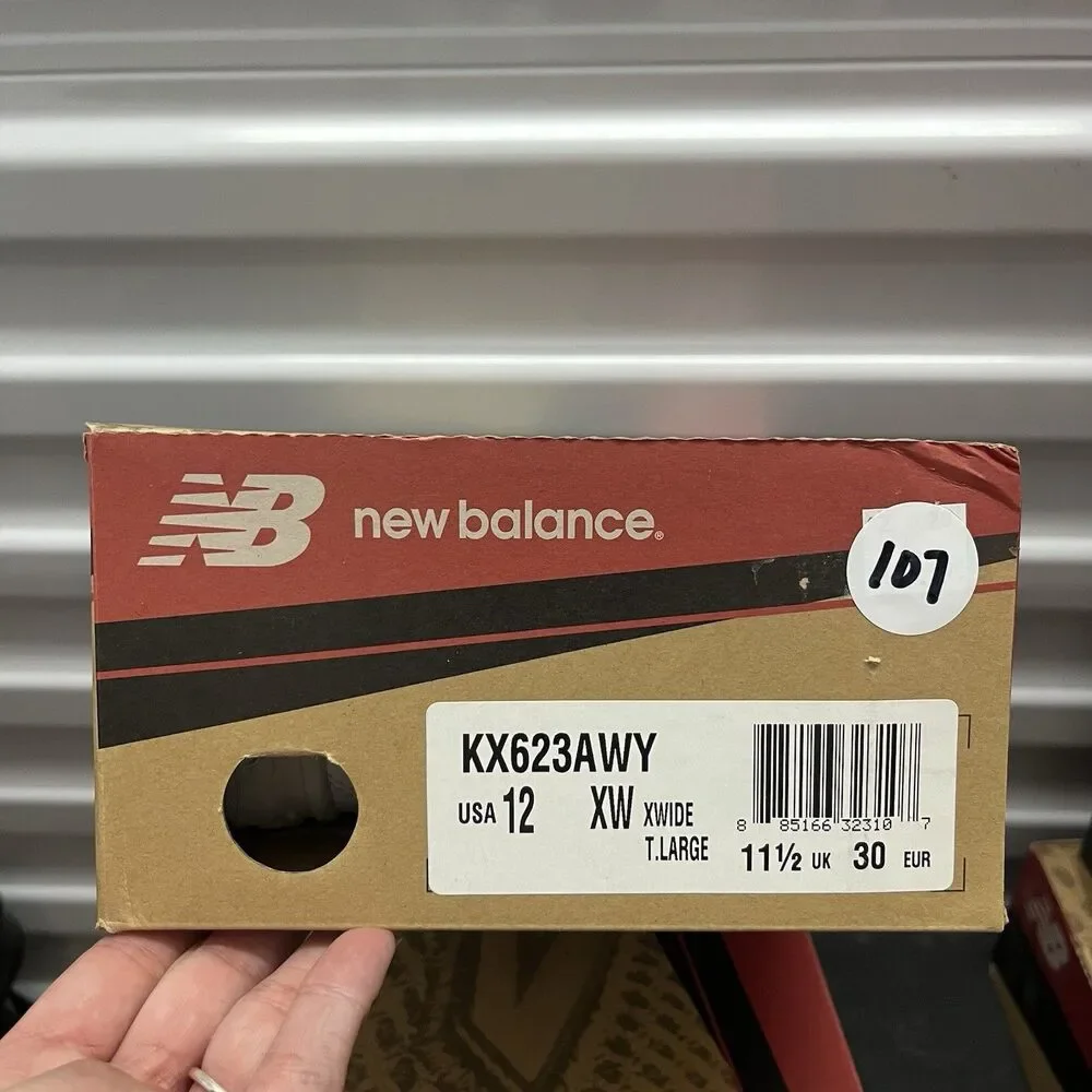 New Balance Little Kid Youth White Lace Up623 Uniform Sneaker Shoes SZ 12 X Wide